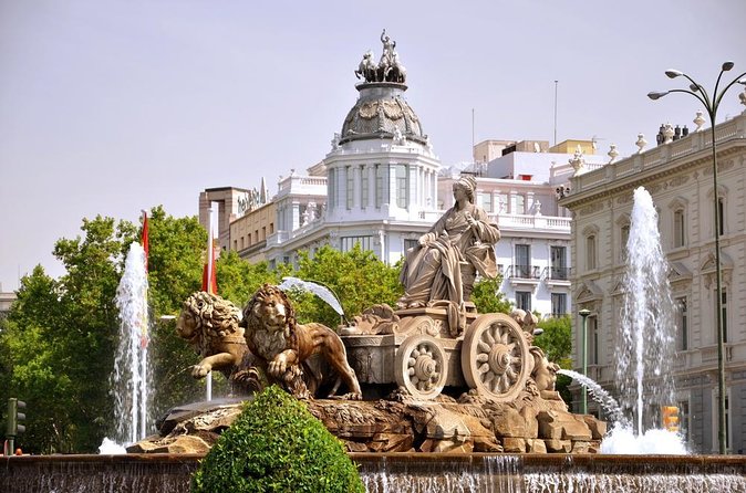 Self-Guided Audio Tour - Ghosts of Madrid: History and terror - A Ghost Walk That Starts at Palacio de Linares