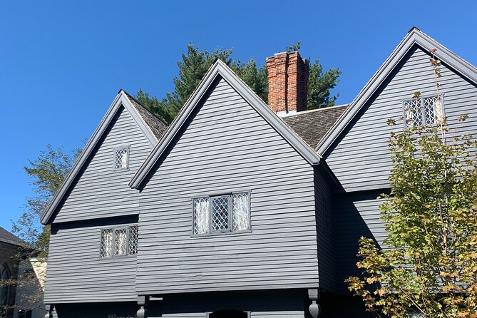Self-Guided Smartphone Ghost Walking Tour in Salem - The Witch House and Salem Inn