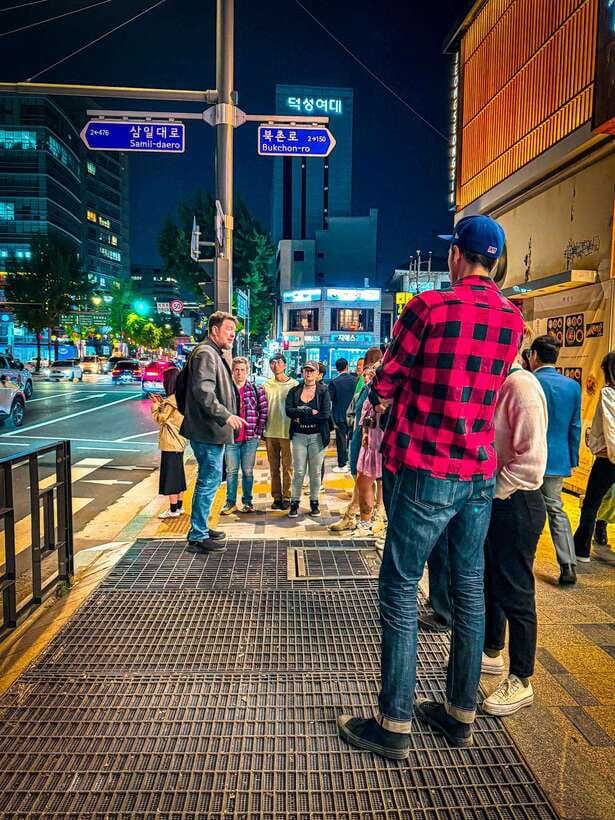Seoul: Dark Side of the City and Ghost Stories Walking Tour - The guides make or break this experience
