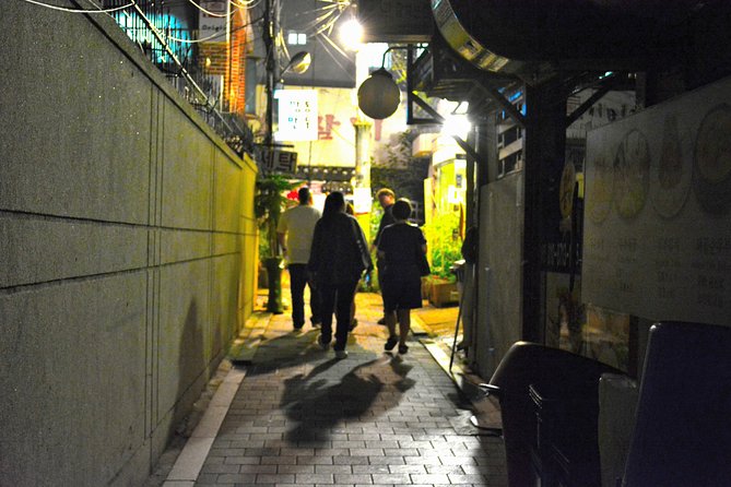 Seoul: Evening Dark History, Folklore & Ghost Story Walking Tour - Torture chambers, gore, and uncomfortable stories