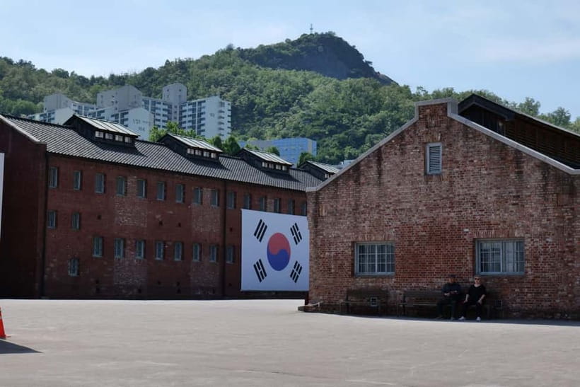 Seoul: Korea Dark History Tour at Seodaemun Prison - Key points at a glance