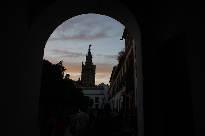 Seville Evening Historical Tour with Haunted History - Timing, group size, and meeting point