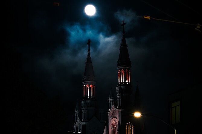 SF's North Beach: Gourmet Ghost Tour - Includes full meal, 3 hrs - Washington Square and the Focaccia Stop