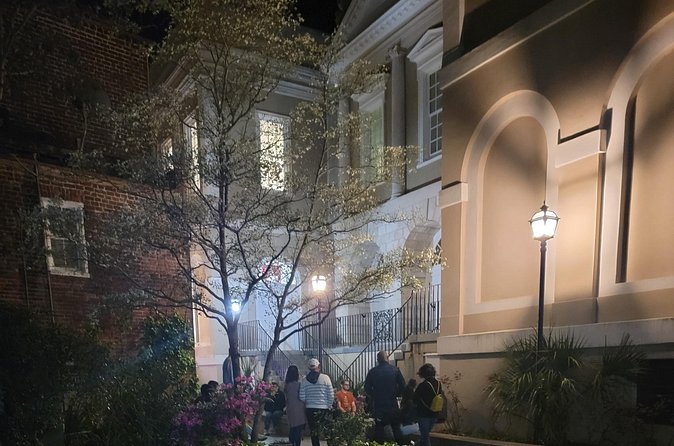 Shadows of the Peninsula - Haunts, Pirates and Death Ghost Tour - Ending at Blind Tiger Pub on Broad Street