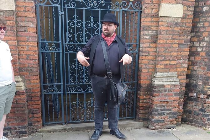 Shadows of York: Ghost Walk and Horrible History. - The lesser-seen corners of central York