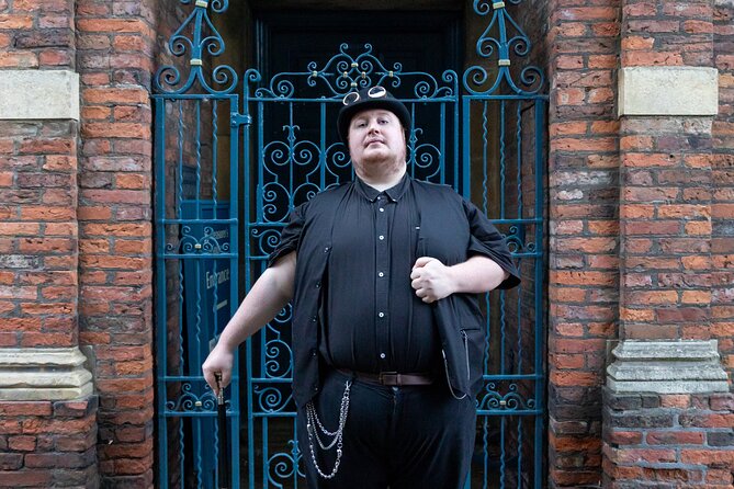 Shadows of York: Ghost Walk and Horrible History. - How much walking is involved?