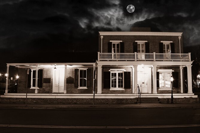 Sinister Shadows of San Diego Gaslamp Ghost Tours - What this Gaslamp ghost walk actually offers