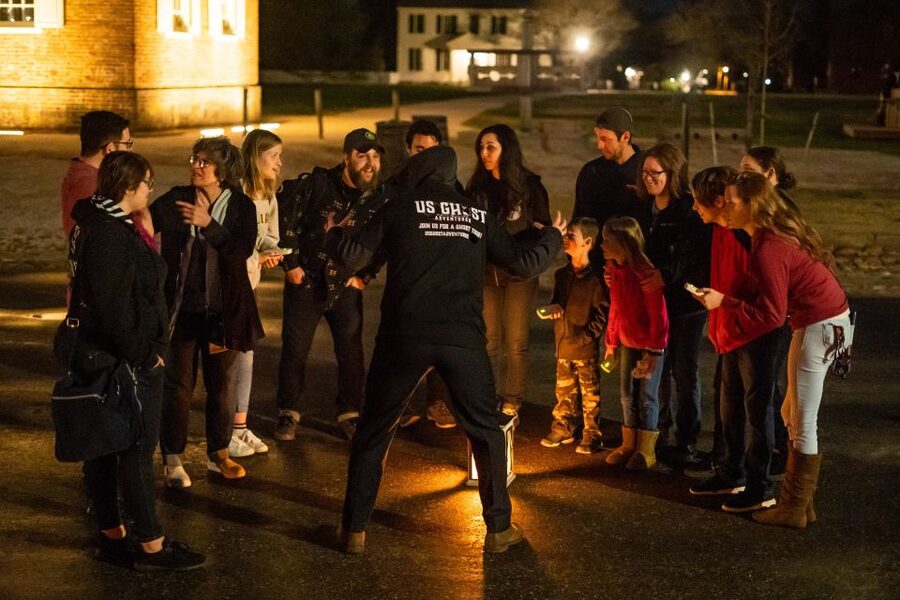 Sinister Sins & Shadows: A Savannah Ghost Tour - How the guides shape the experience