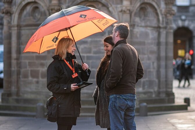 Small Group Ghost Tour incl. Underground Vaults & free drink in Megget's Cellar - Who will enjoy this evening most?