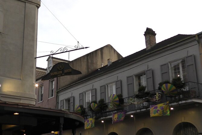 Spooky Family-Friendly Ghost Tour in New Orleans - The guides are the main value