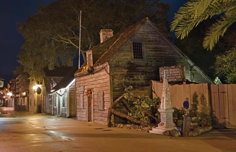 St. Augustine: Family-Friendly Guided Ghost Tour - Why St. Augustine makes a good ghost-tour setting