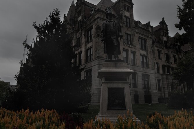 St Louis Ghost Tours: Sinister Sins & Shadows Ghost Tour - Six haunted places in one downtown walk