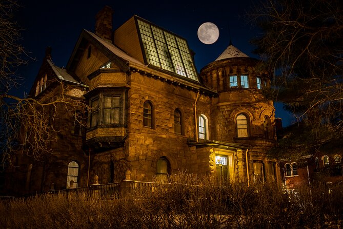St Paul Ghost Tours: Sinister Sins & Shadows Ghost Tour - Cochran Park brings a different kind of ghost story