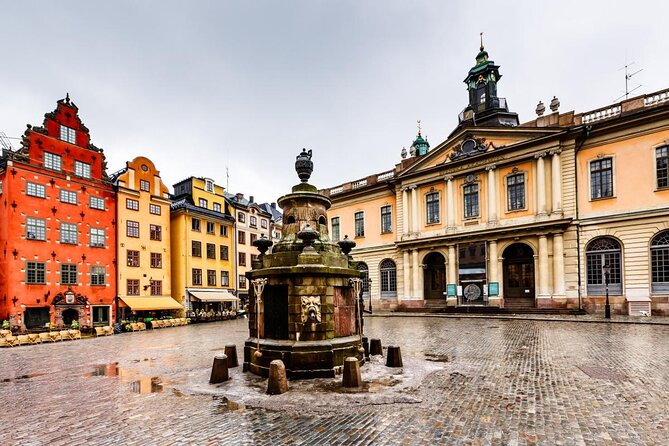 Stockholm Ghost Hunt: Self-Guided Tour and Puzzle Adventure - Starting at Wrangel Palace and Riddarholmen