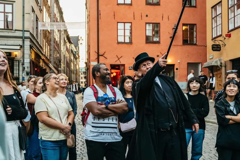 Stockholm: Ghost Walk and Historical Tour - Why Gamla Stan works so well for a ghost walk