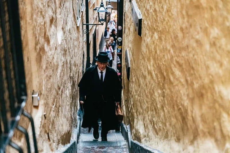 Stockholm: Ghost Walk and Historical Tour - Clothing, walking ability, and evening comfort