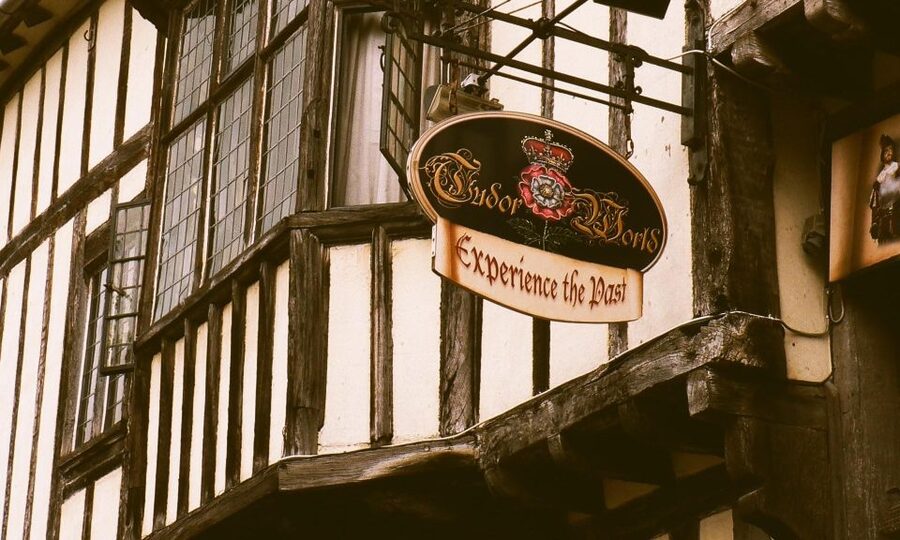 Stratford-upon-Avon: Lantern-Lit Ghost Tour at Tudor World - Stories that go beyond ghost hunting