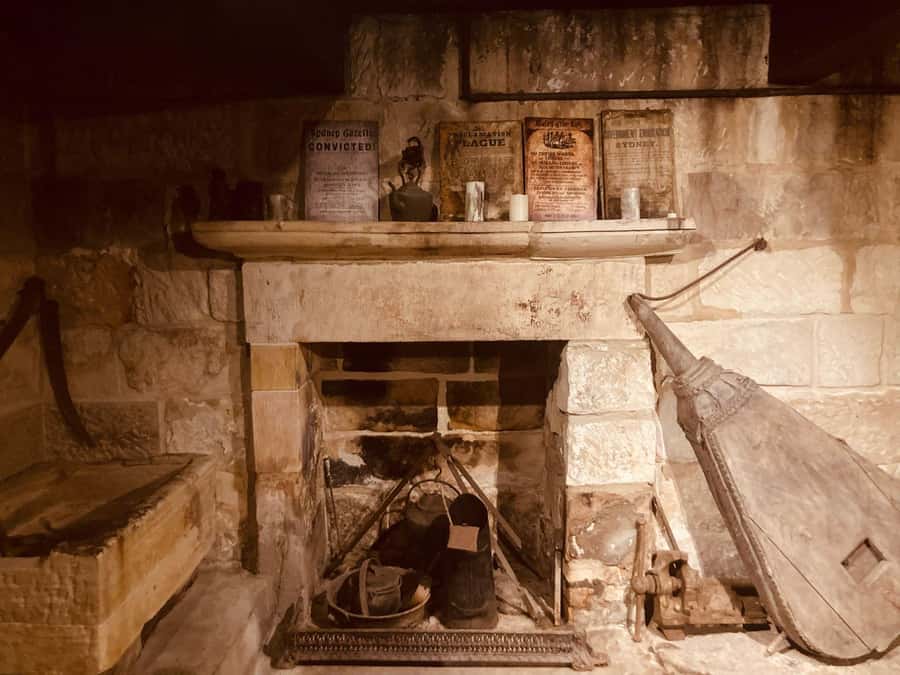 SYDNEY : Ghosts, Grog & The Rocks: Haunted Pubs &Cellar Tour - Key points at a glance
