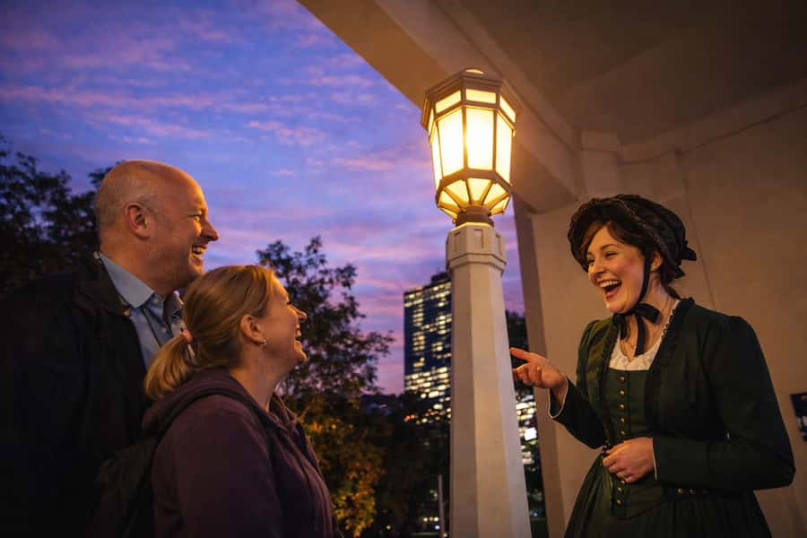 SYDNEY : Ghosts, Grog & The Rocks: Haunted Pubs &Cellar Tour - What the guides add to the evening