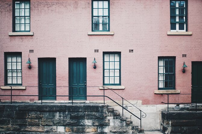 Sydney’s Phantom Trails: A Ghost Tour - Foundation Park and the mysterious cave