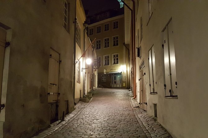 Tallinn Ghost Tour - Starting at Müürivahe and Viru