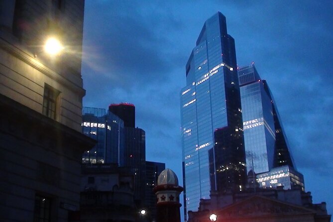 The Fading Light London Ghost Walk - Temple Bar and a story from a firsthand account