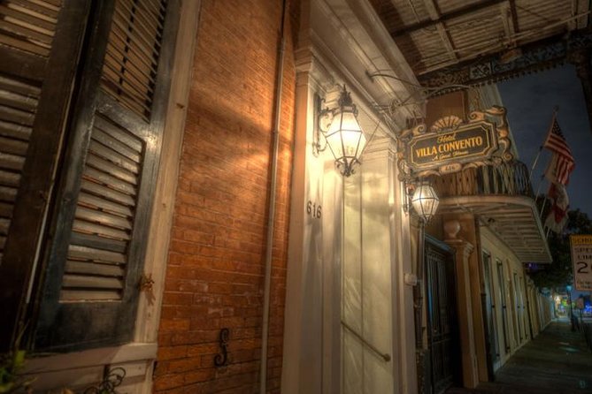The Ghosts of New Orleans Tour - Small groups make a real difference