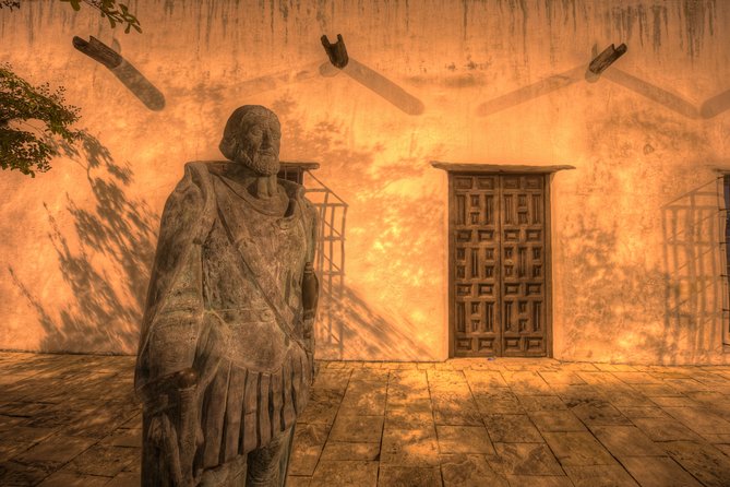 The Ghosts of Old San Antonio - The guides make the biggest difference