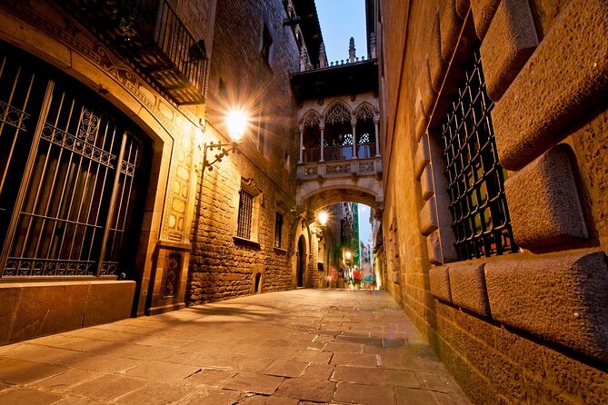 The Gothic Trail – Ghosts of Barcelona Exploration Game - Three Puzzle Stops With Stories to Discover