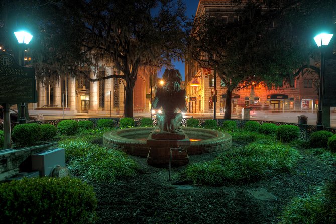 The Grave Tales Ghost Tour in Savannah - What the 90-minute walk feels like