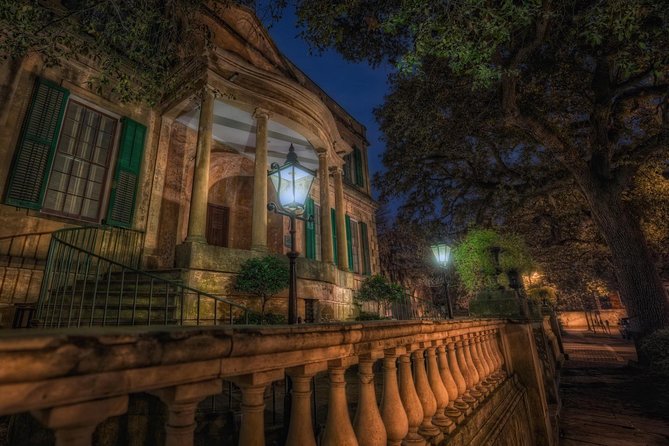 The Grave Tales Ghost Tour in Savannah - Walking comfort, weather, and timing