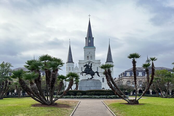 The Haunted AF French Quarter Walking Tour - Brian Webber’s storytelling style