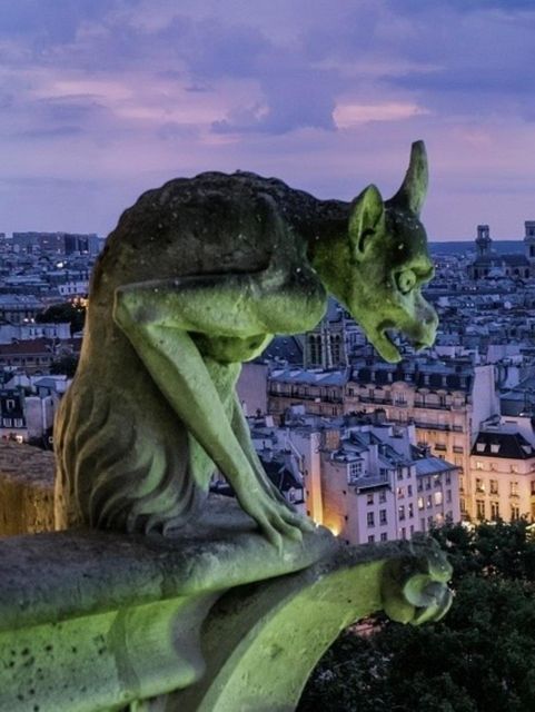 The Haunted Paris Experience - Starting beside Henry IV’s statue