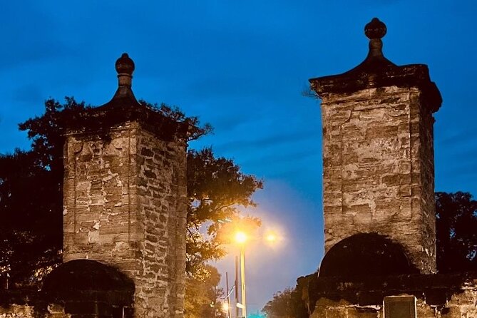 The Last Stop Private Paranormal Investigation up to 5 people! - The historic center after dark