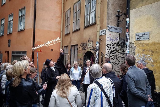 The Original Stockholm Ghost Walk and Historical Tour - Gamla Stan - Why Gamla Stan works so well after dark
