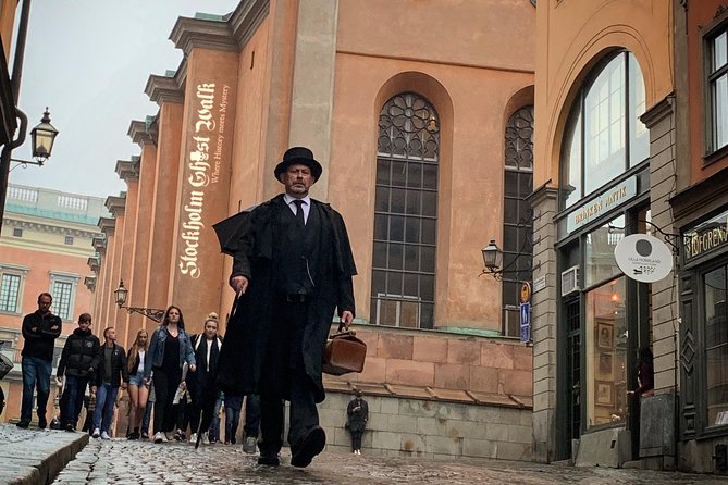 The Original Stockholm Ghost Walk and Historical Tour - Gamla Stan - Cold nights, cobblestones, and what to wear