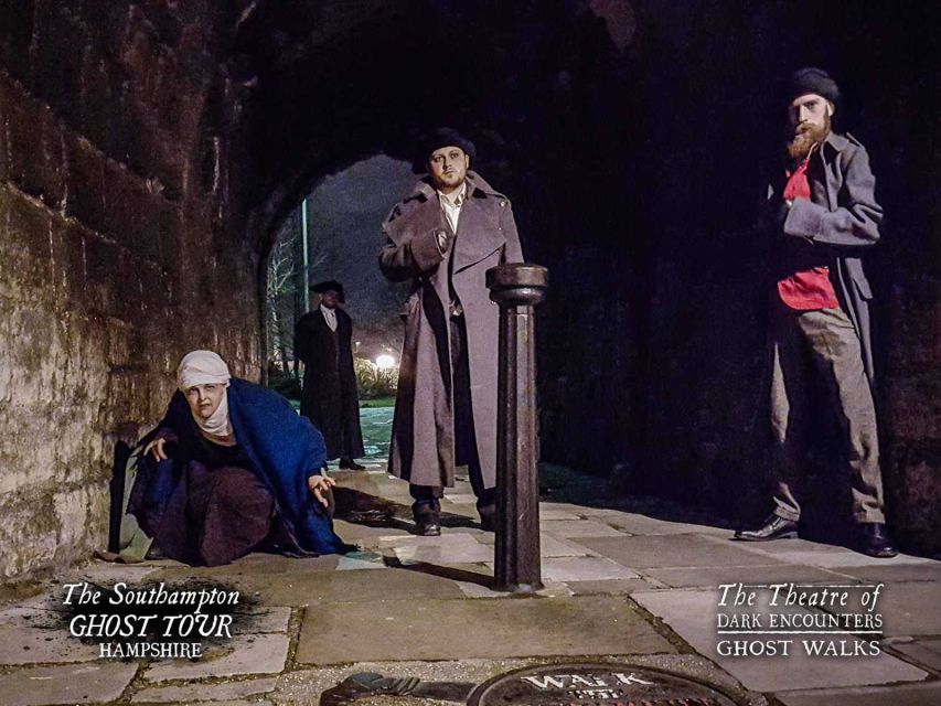 The Southampton Ghost Walk - Following the old walls after dark
