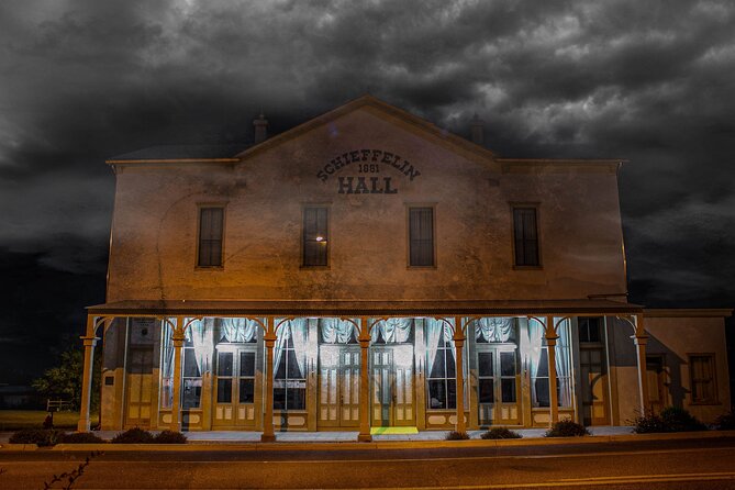 Tombstone Ghost Tours: Ghosts and Gunslingers of the Wild West - Big Nose Kate’s Saloon and the basement stories