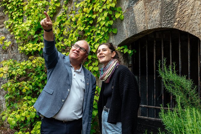 Treasures of Edinburgh: Ghosts, Myths & Legends Private Tour - Robert Fergusson, poetry, and a broader view of Edinburgh