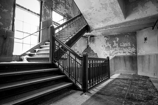 Ultimate Queen City is Haunted Tour - Washington Park: bones beneath the opening story