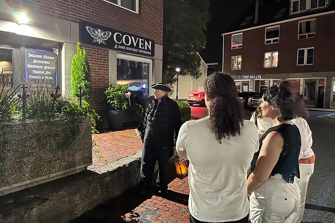 Vampire Ghost Adventures and Haunted Objects Walking Tour - Who should book this Salem ghost walk?