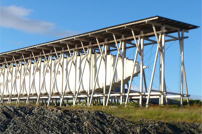 Vardø: A Self-Guided Walking Tour of Pomors, Radars & Witches - Radar, war, and Vardø’s modern identity