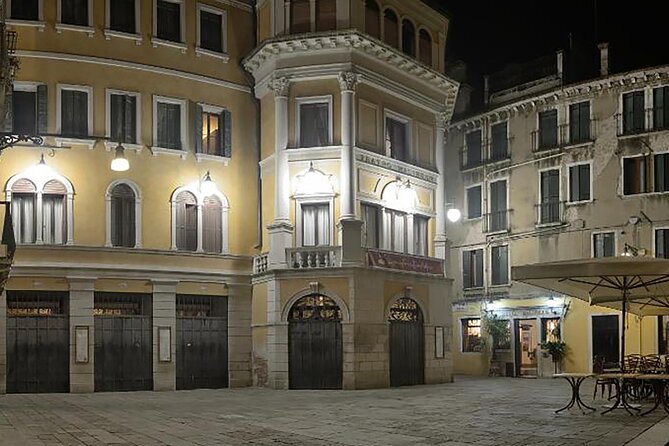 Venice Ghostly Legends Explore on Foot - What the 90-minute format gives you