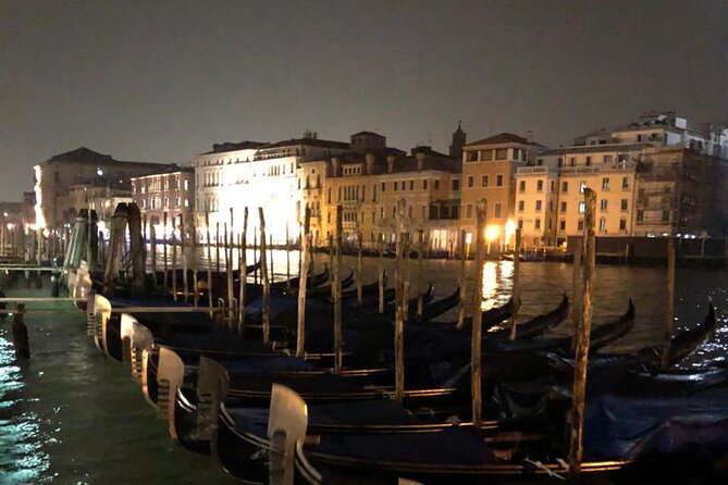 Venice: Ghosts and Legends Evening Private Walking Tour - A ghost tour for mood, not fright