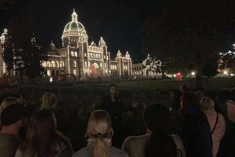 Victoria: Ghost Tour of Old Town and Bastion Square - Victoria’s dark side in a one-hour walk