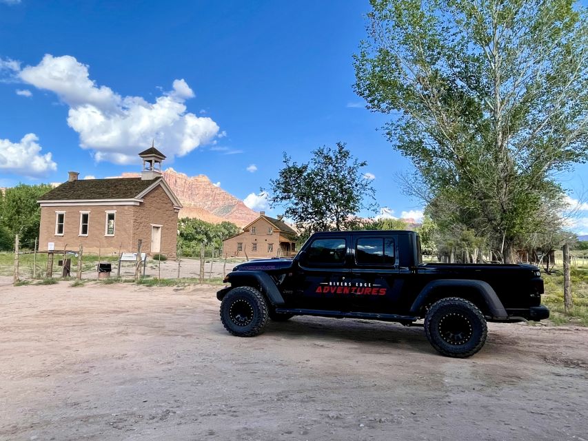 Virgin: Canaan Mountains & Grafton Ghost Town Off Road Tour - Canaan Mountain views and Smithsonian Butte