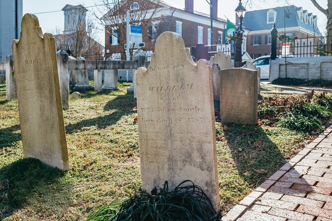 Virginia: Ghosts of Fredericksburg Self-Guided Walking Audio Tour - St. George’s Episcopal Church and its burial ground