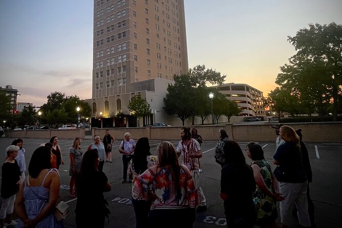 Waco's Haunts and Legends Mobile Ghost Tour - Stop two: Cameron Park and the tornado stories