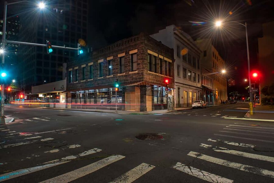 Waikiki Ghosts Boos and Booze Haunted Pub Crawl - What the two-hour format really gives you