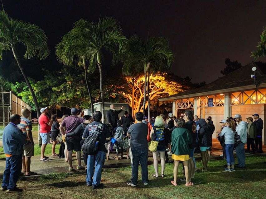Waikiki: Waikiki Night Marchers Ghostly Walking Tour - What the documented haunting accounts add